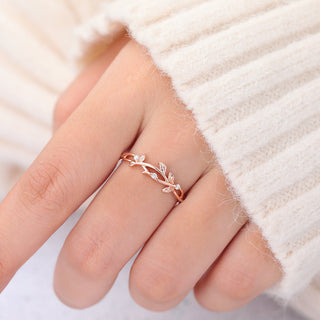 0-042-ct-round-shaped-moissanite-twig-style-wedding-band