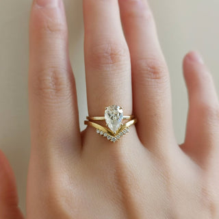 1-36-ct-pear-shaped-moissanite-solitaire-engagement-ring