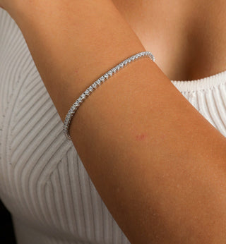 Round Cut Diamond Tennis Bracelet for Women