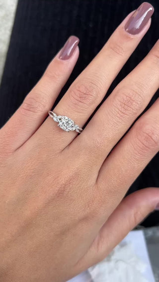 1.0 CT Cushion Cut Moissanite Diamond Twig Engagement Ring