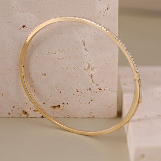 Round Cut Diamond Bracelet Bangle for Birthday Gift