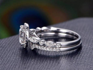 round-cut-halo-pave-setting-moissanite-bridal-ring-set