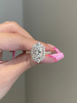 Oval Diamond Flower Halo Moissanite Engagement Ring