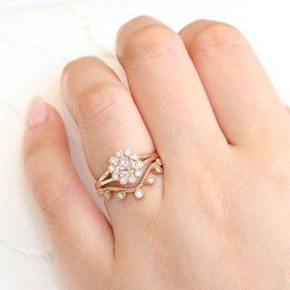 Round Cut Moissanite Ring With Leaf Diamond Band