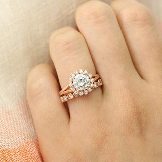 Vintage Round Cut Halo Moissanite Ring With Milgrain Diamond Band